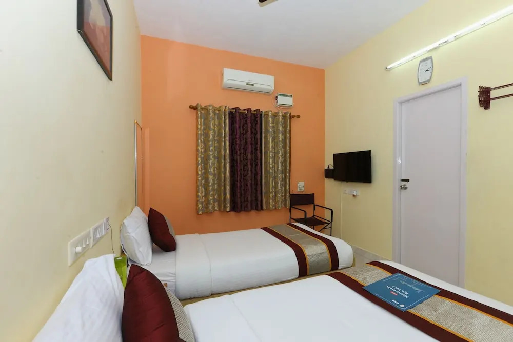 OYO 3318 Hibiscus Guest House
