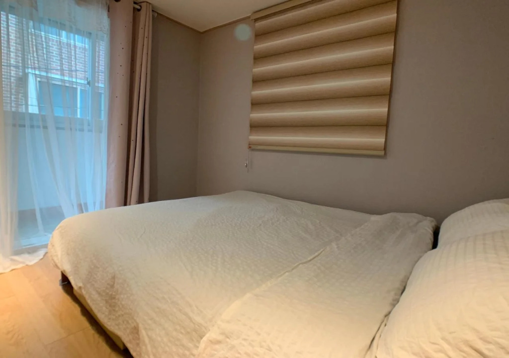 J-Honor Guesthouse