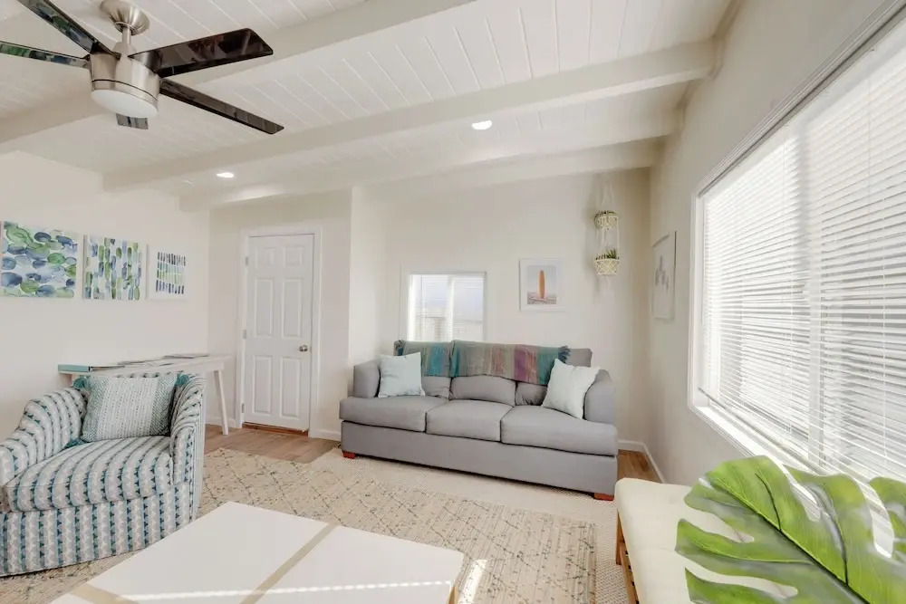 Pet-friendly Cayucos Home: Walk to Public Beach!