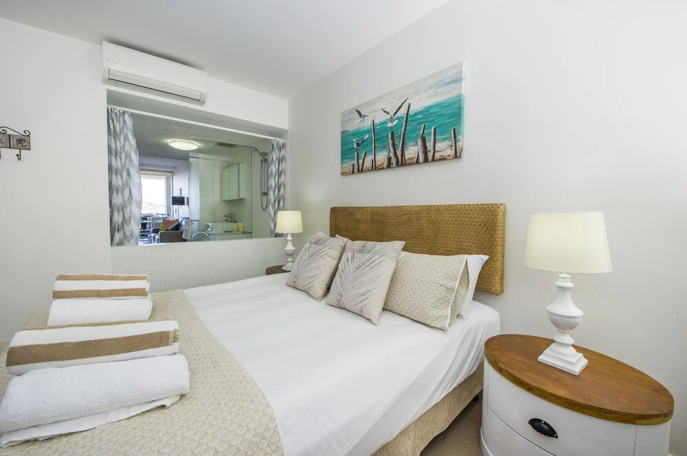 1 Bright Point Apartment 2203