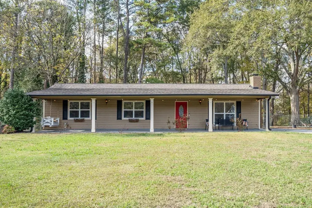 Save Midweek 3Br Near Lake Acworth and Downtown