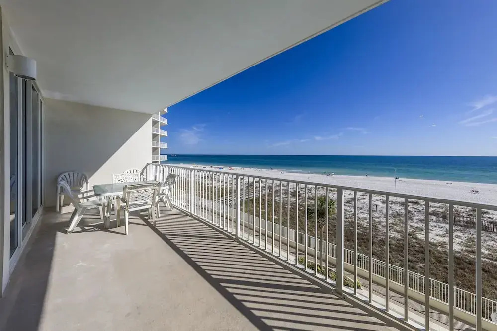 Lighthouse 307
