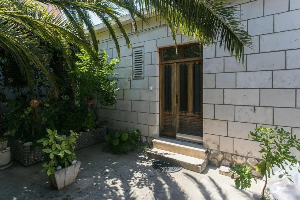 Apartment & Room Cvita