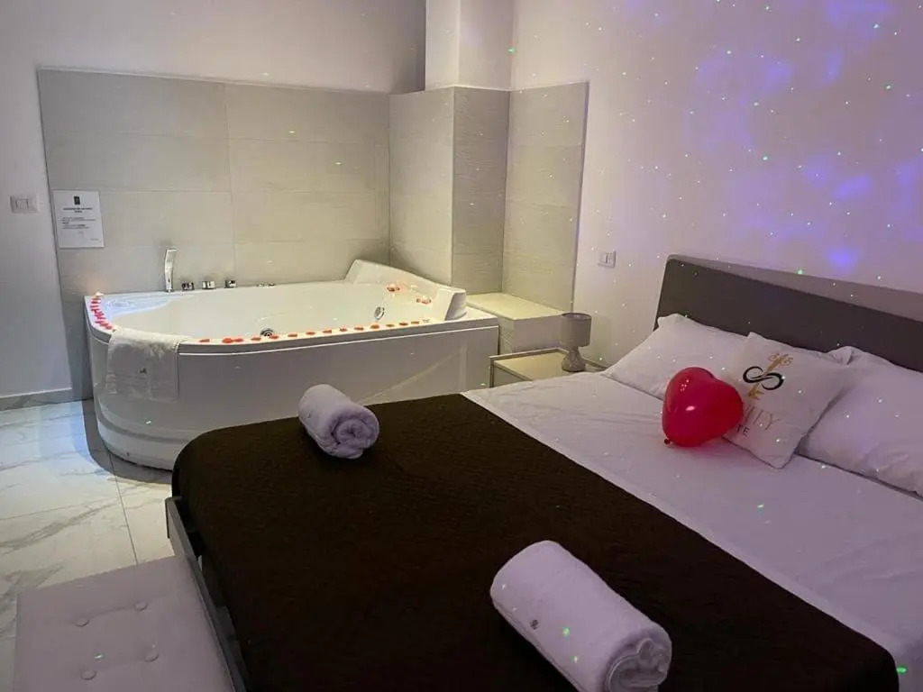 Infinity Suite