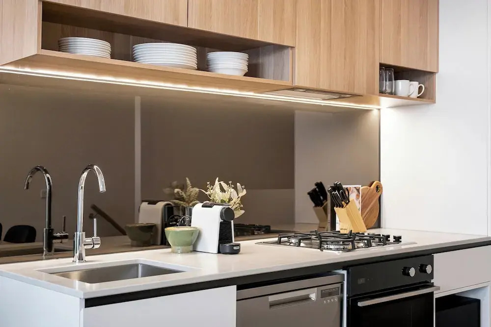 Hobson Apartments by Urban Rest
