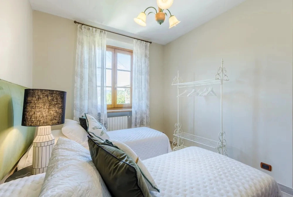 Country Home in Lucca near Tuscan Wineries