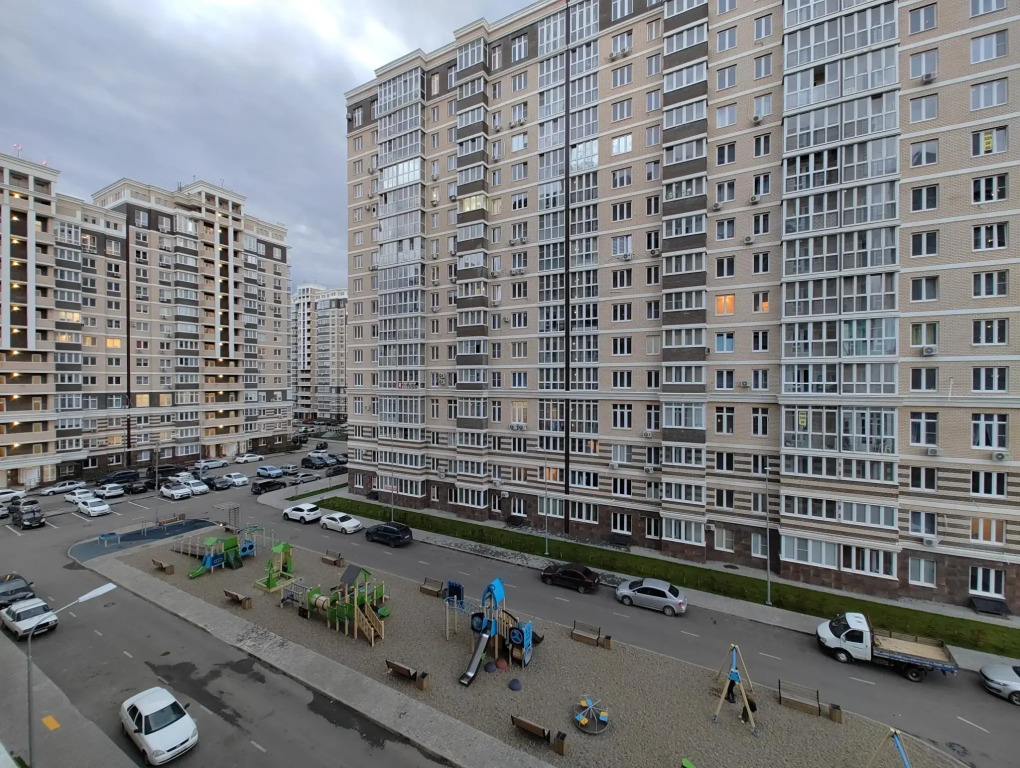 Погостити на улице Конгрессная  19/1 к 2