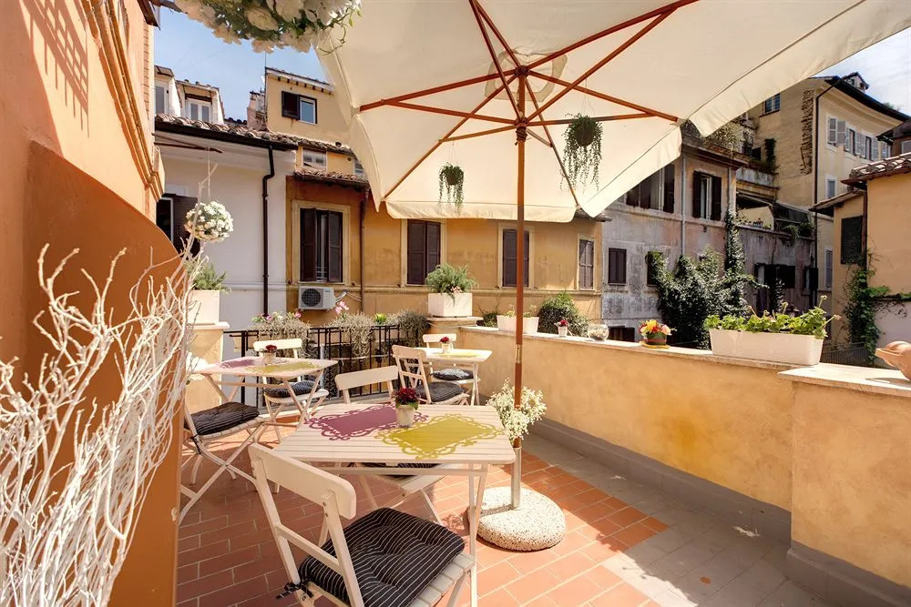 Maison Navona