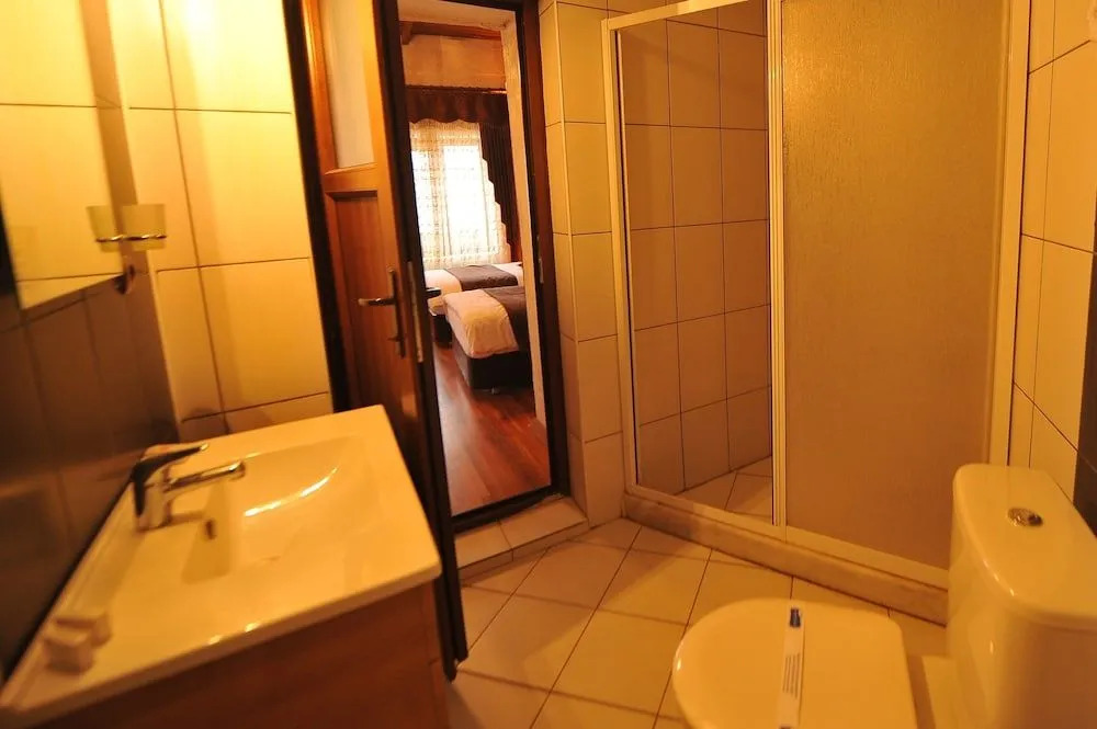 Kadim Otel