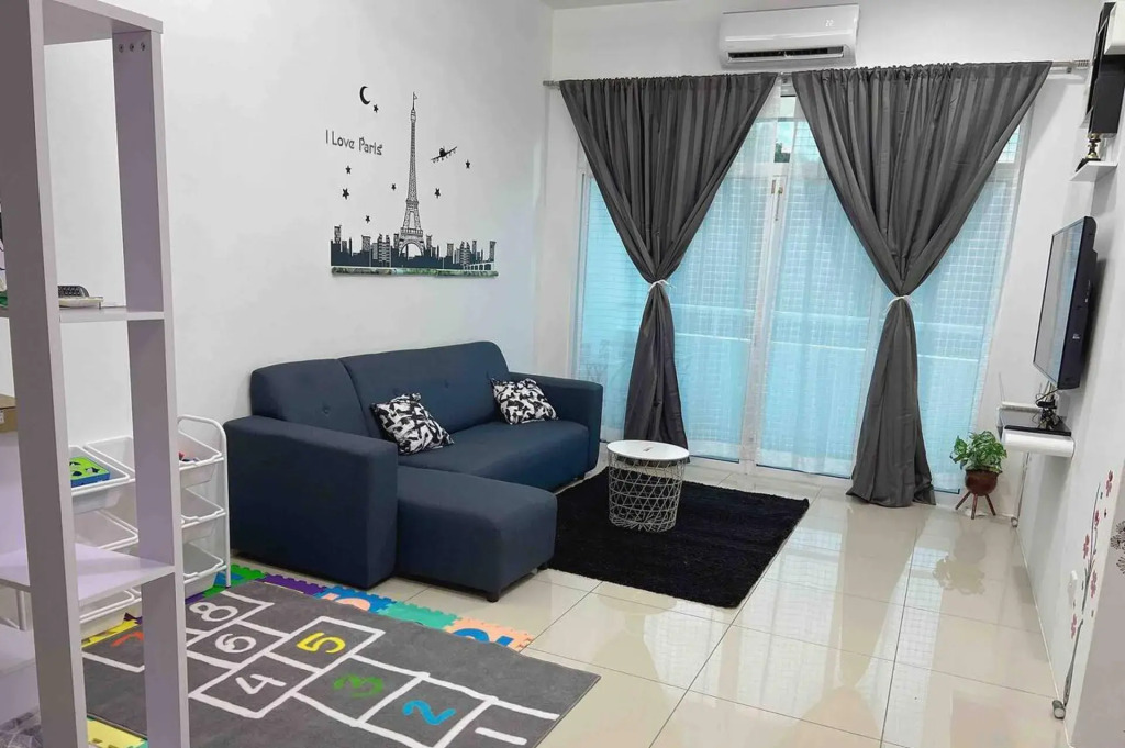 Condo 3 Bedroom @ Georgetown Gelugor USM Queensbay