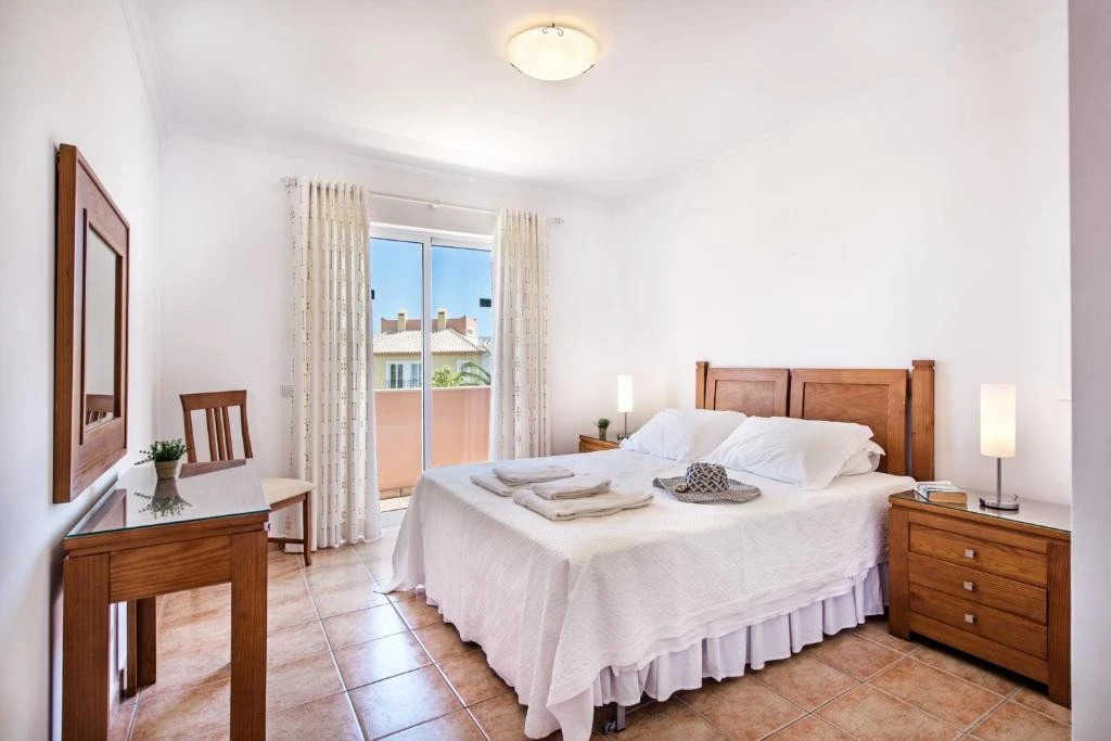 Jardim da Meia Praia Resort