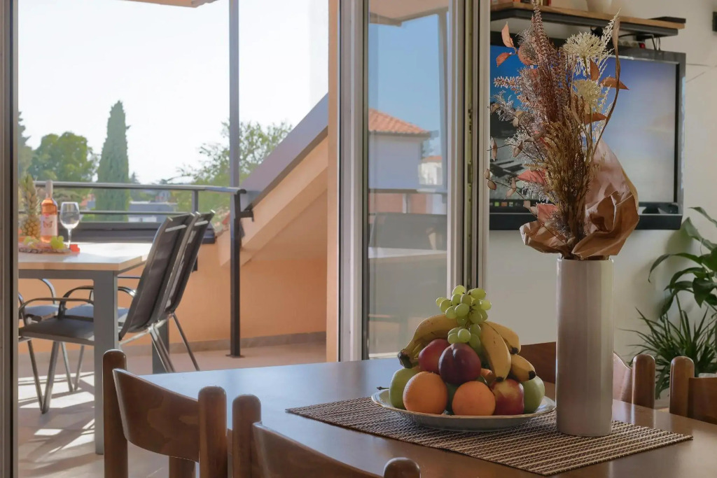 Apartments Ari and Bonnie - cozy with roof terrace