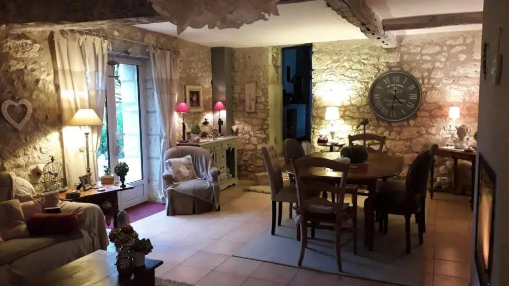 C ur de vigne à Colombier 24560