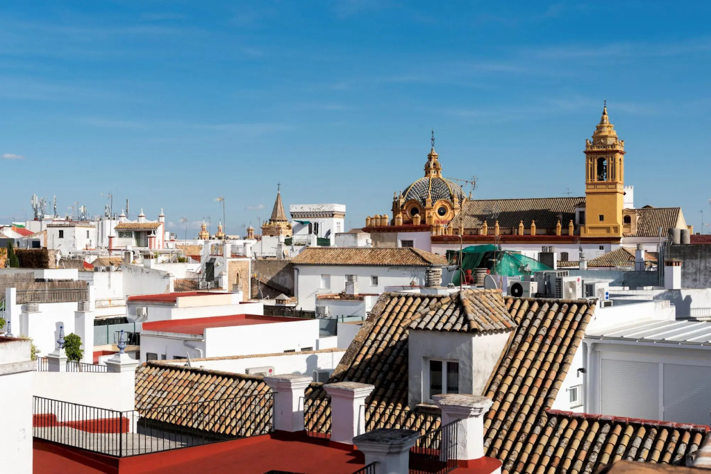 Fantastic penthouse with private terrace. Francos Entretejas I