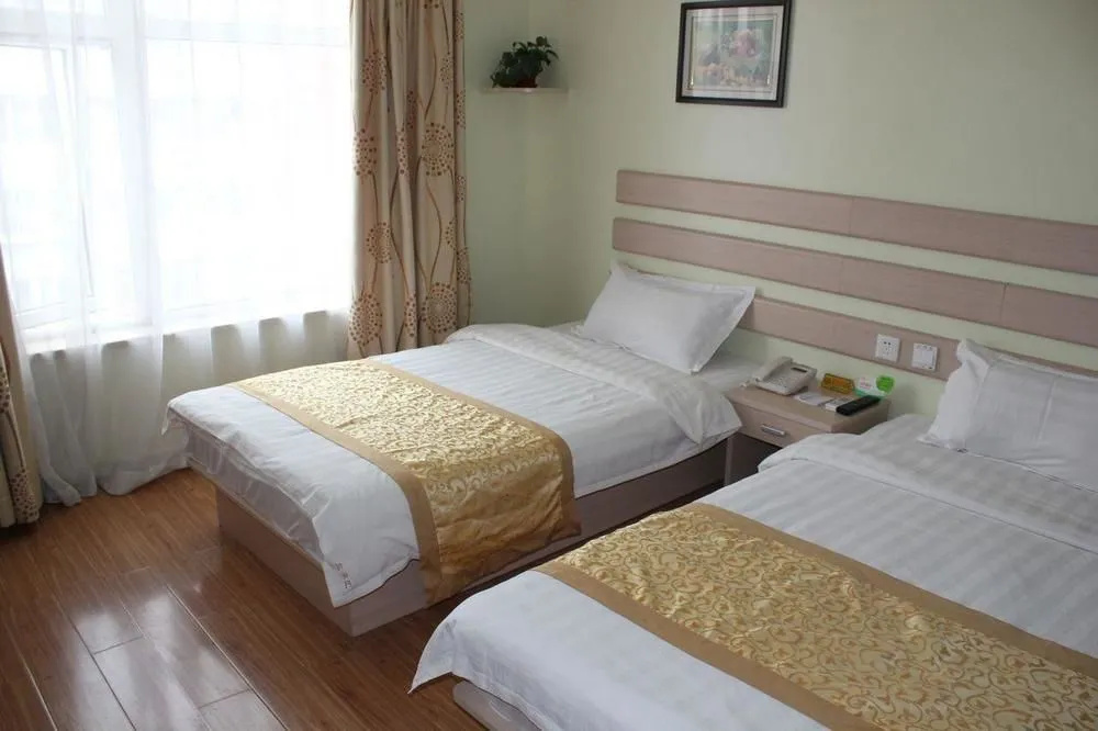 Homeinn Selected Hotel (Beijing Tsinghua University Wudaokou Subway Station)