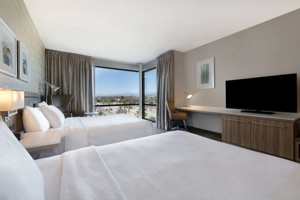 Hilton Garden Inn Anaheim Resort