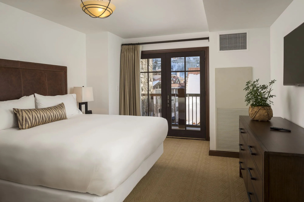 Madeline Hotel & Residences, Auberge Collection