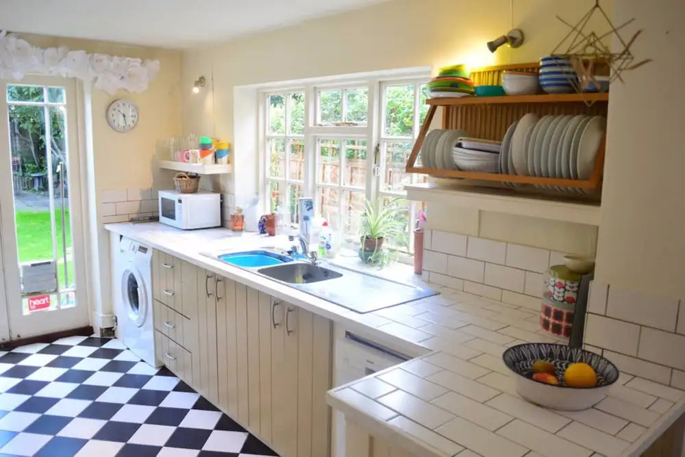 2 Bedroom Home in Stoke Newington