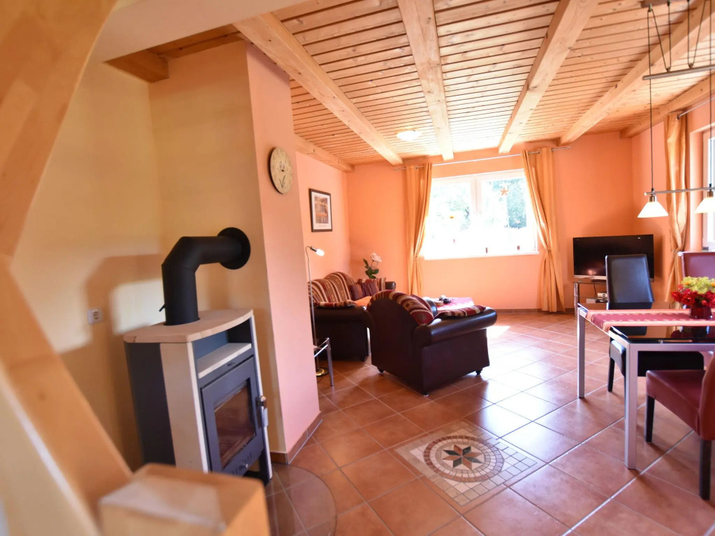Einladende Ferienwohnung in Zweedorf mit Grill