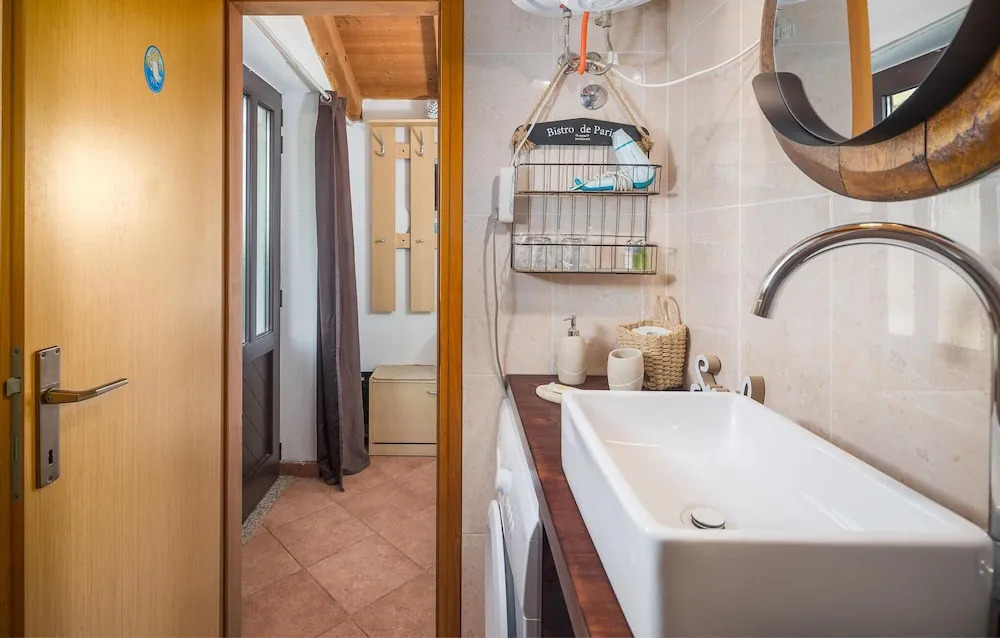 Nice Home In Kukci With Wifi