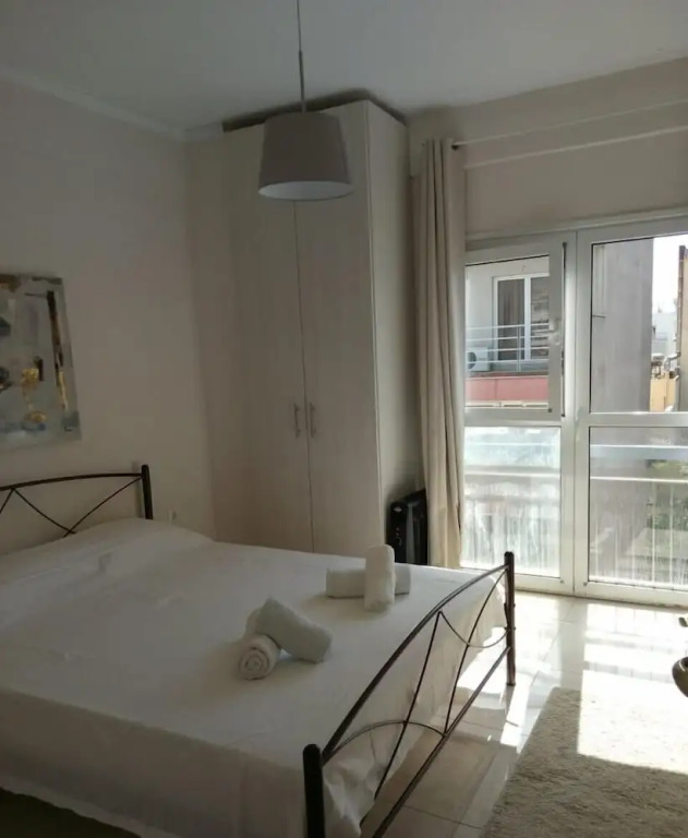 Cozy Apartment  Side View of Acropolis