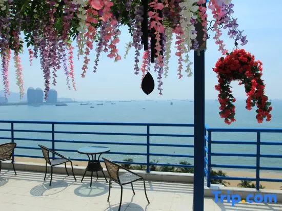 First Sight Sanya Seaview Sky Garden Inn