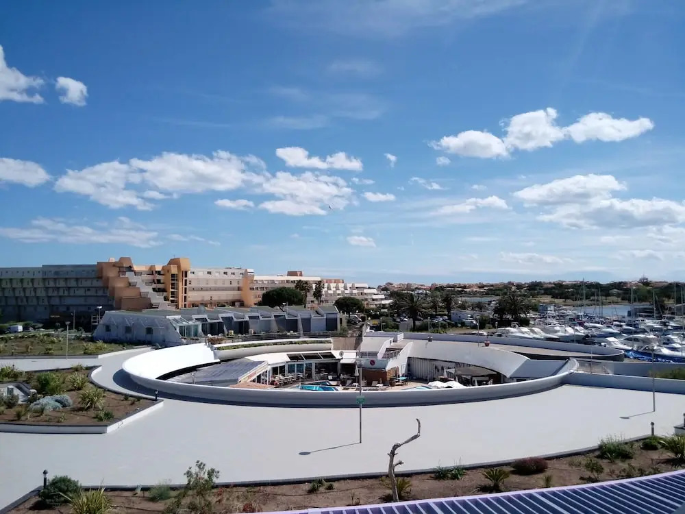 Le CRISTAL Port Ambonne Village Naturiste