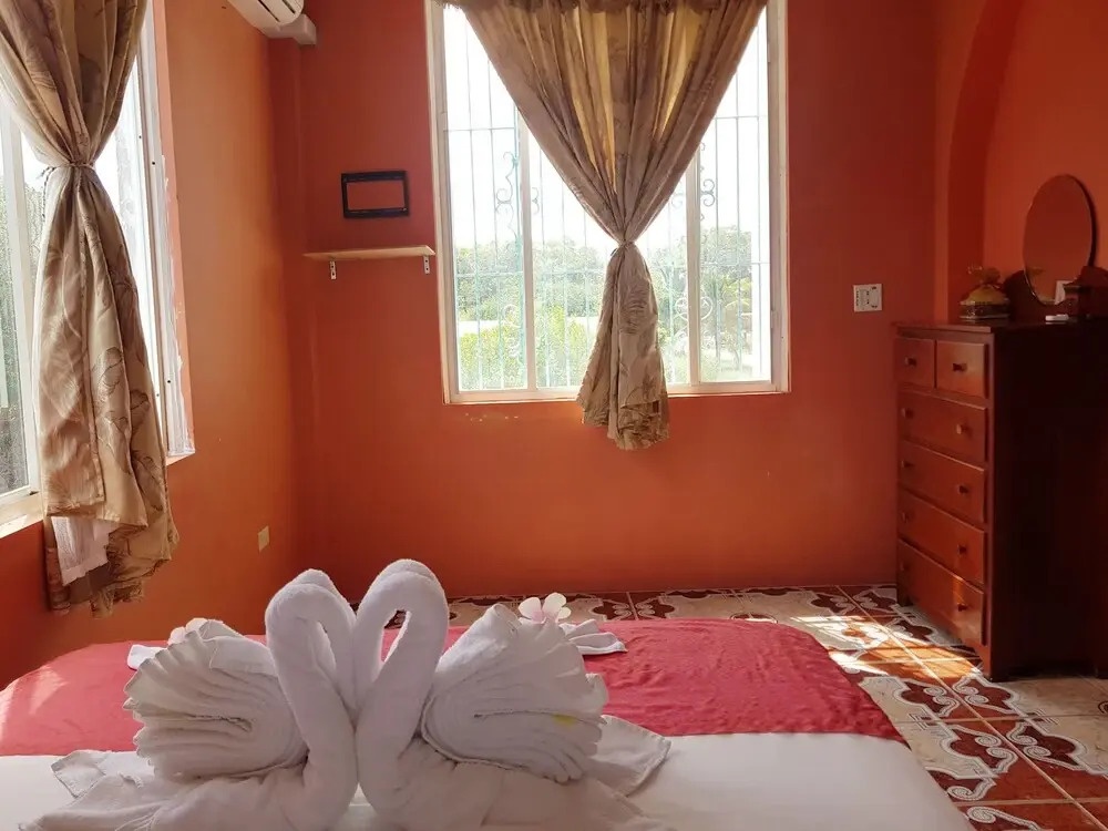See Belize Vacation Rentals