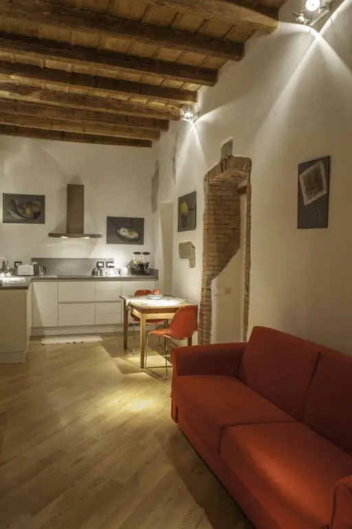 Elegante Appartamento In Bergamo