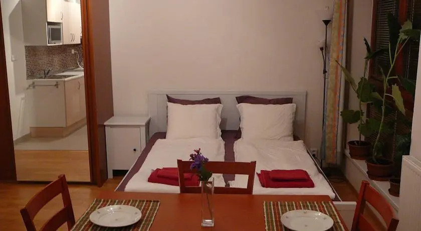 Primavera Apartments