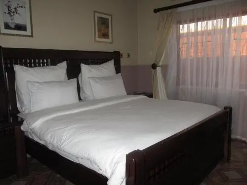 Hucess Executive Lodge 356