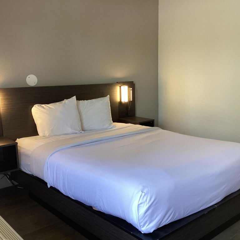 Motel 6-San Dimas, CA - Los Angeles