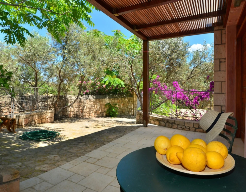 PYRGOS RALLI ESTATE Guesthouse