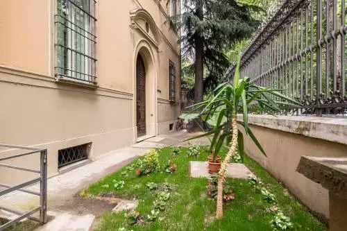 Irnerio 1471 Bologna Hld 34482