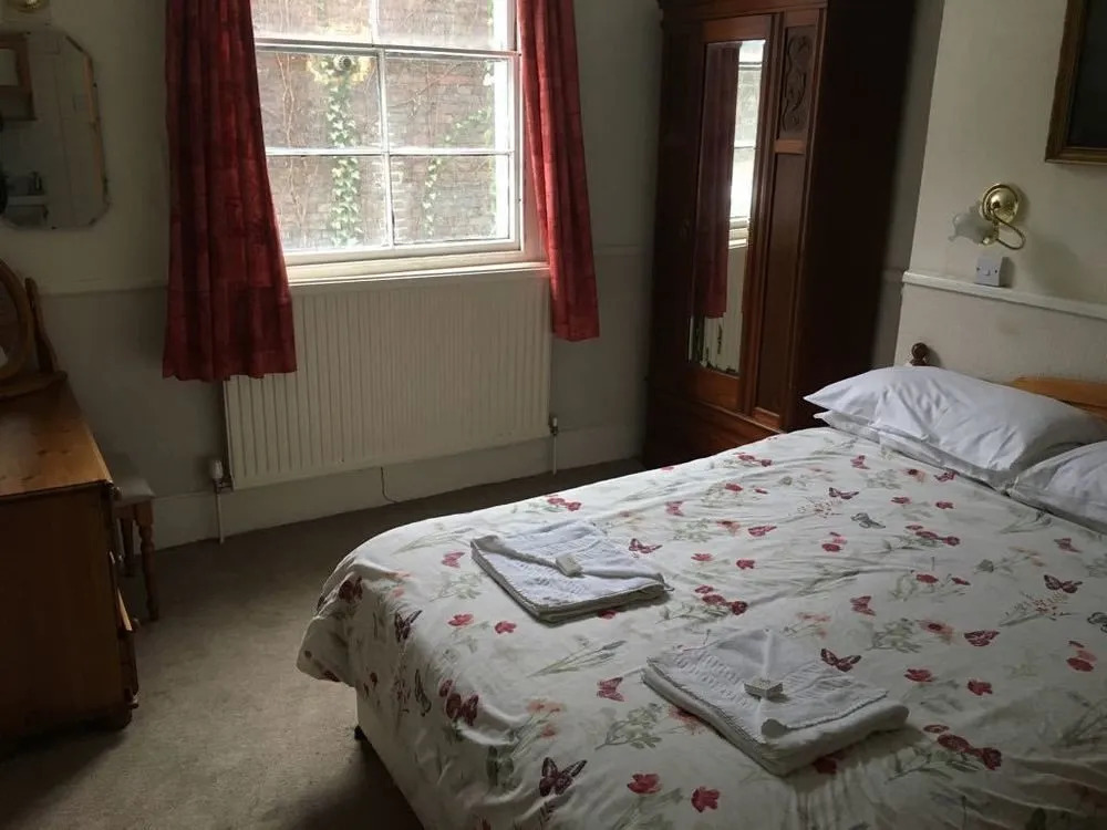 Dean Court Hotel