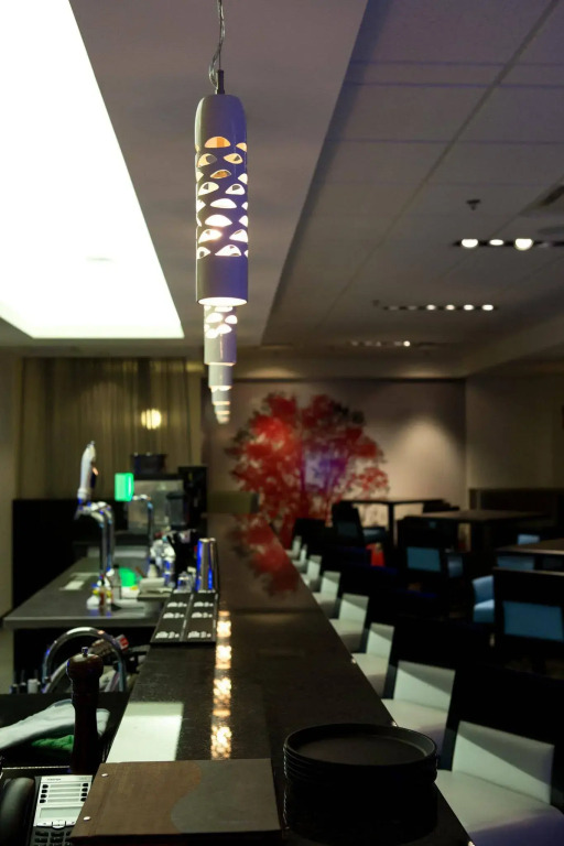 The Grand Winnipeg Airport Hotel by Lakeview