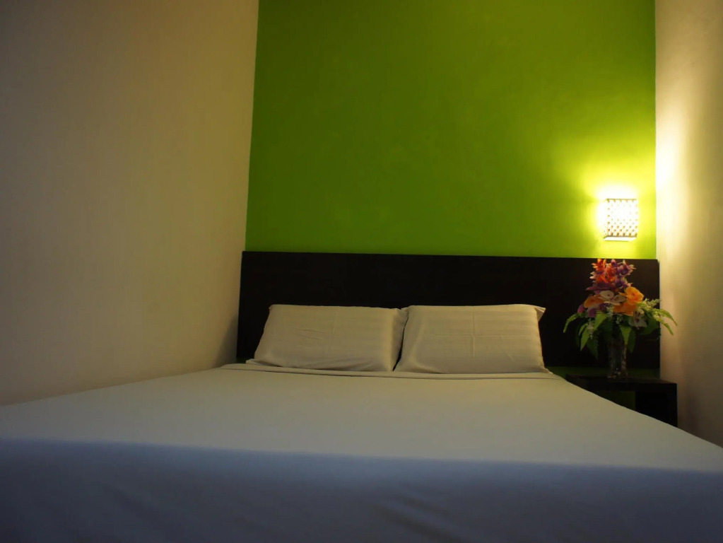 Meldrum Hotel