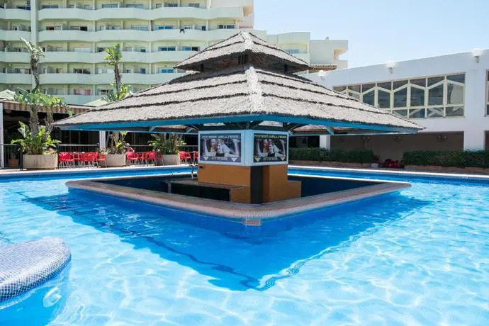 Kingfisher Apartments Benal Beach