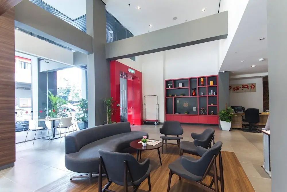 OYO 306 Tune Hotel