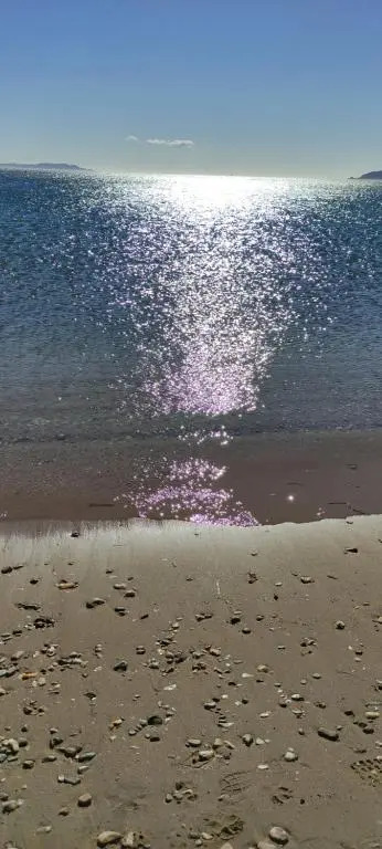 chambres côté plage, aperçu mer, proche aéroport, climatisées et parking gratuit