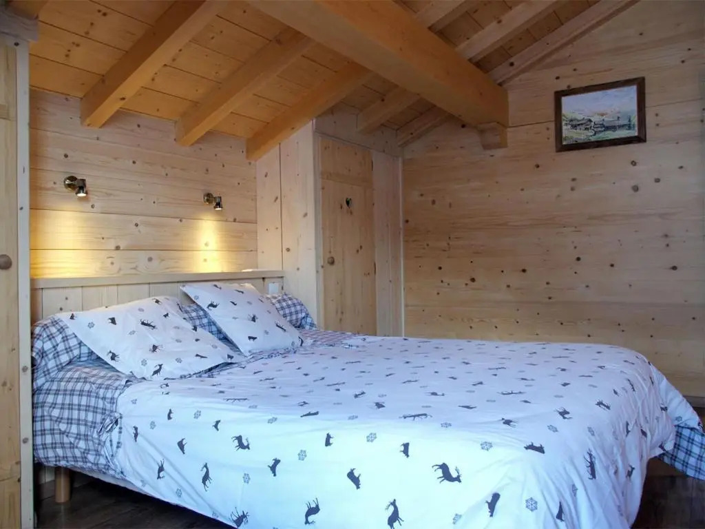 Chalet familial, 5 chambres, hammam, cheminée, près des pistes - FR-1-467-44