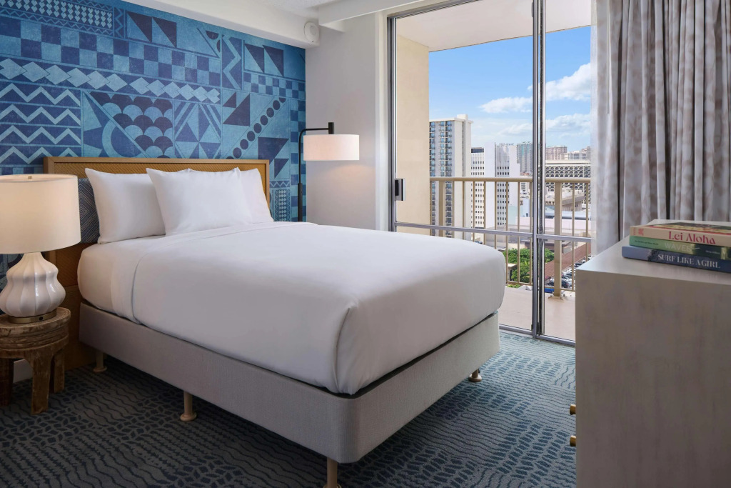 OUTRIGGER Waikiki Paradise Hotel