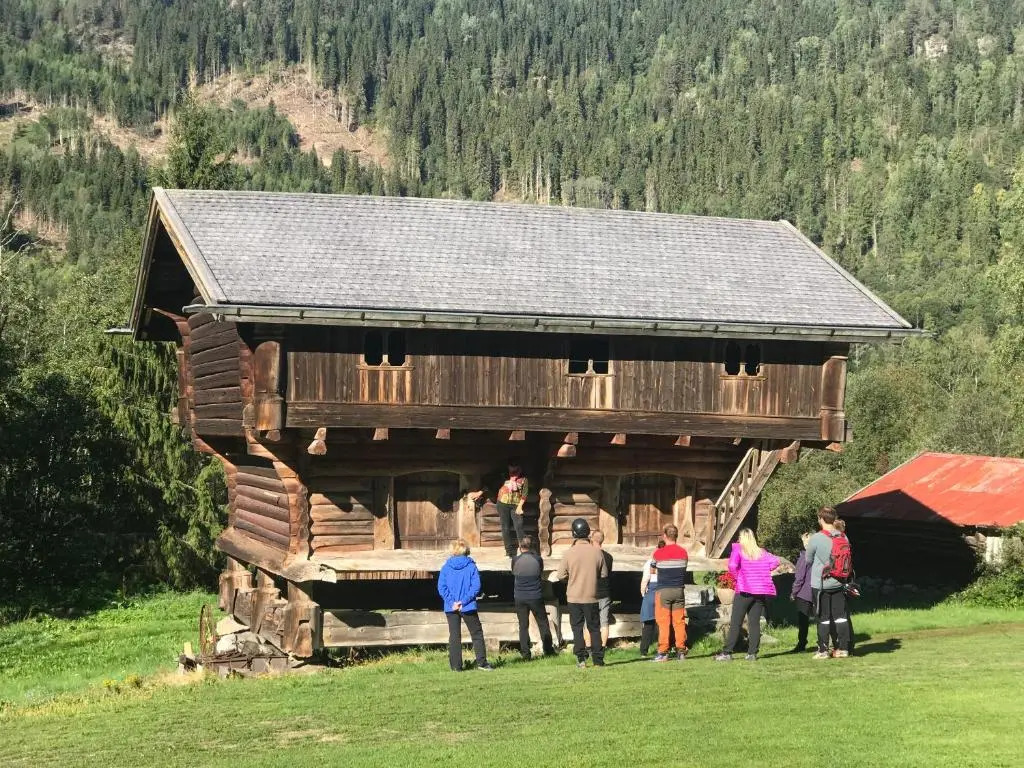 Sevletunet B&B and Cabins
