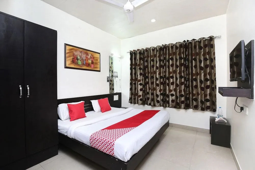 OYO 3461 Hotel Majha