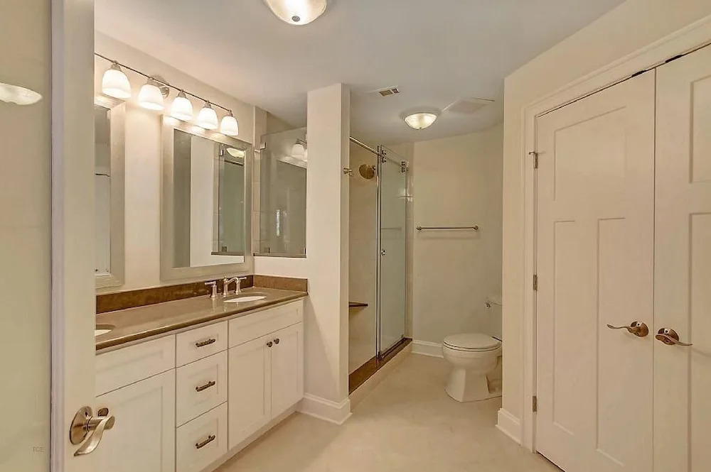 111 Summerhouse Villa