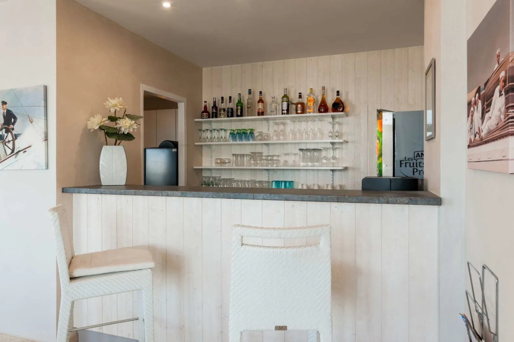Hôtel The Originals Miramar, Royan Pontaillac