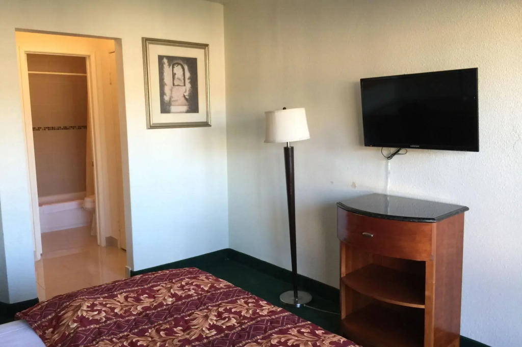 M Motel