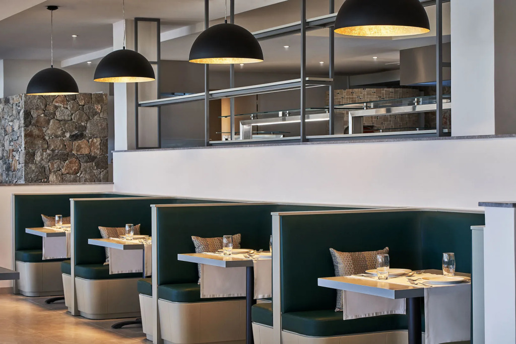 AKS Porto Heli Hotel