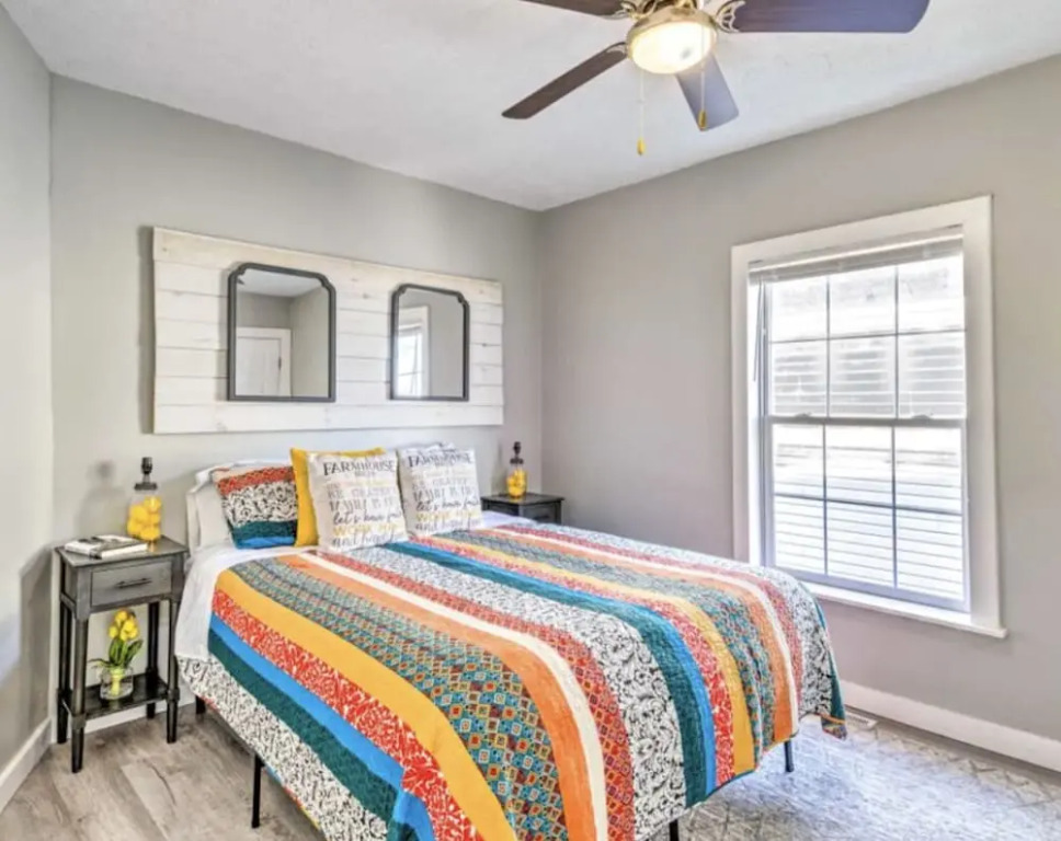 Urban Chic Townhome Near Downtown