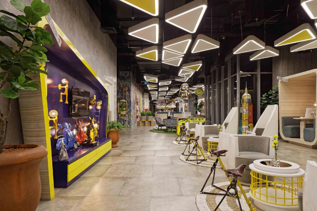 YELLO Hotel Harmoni